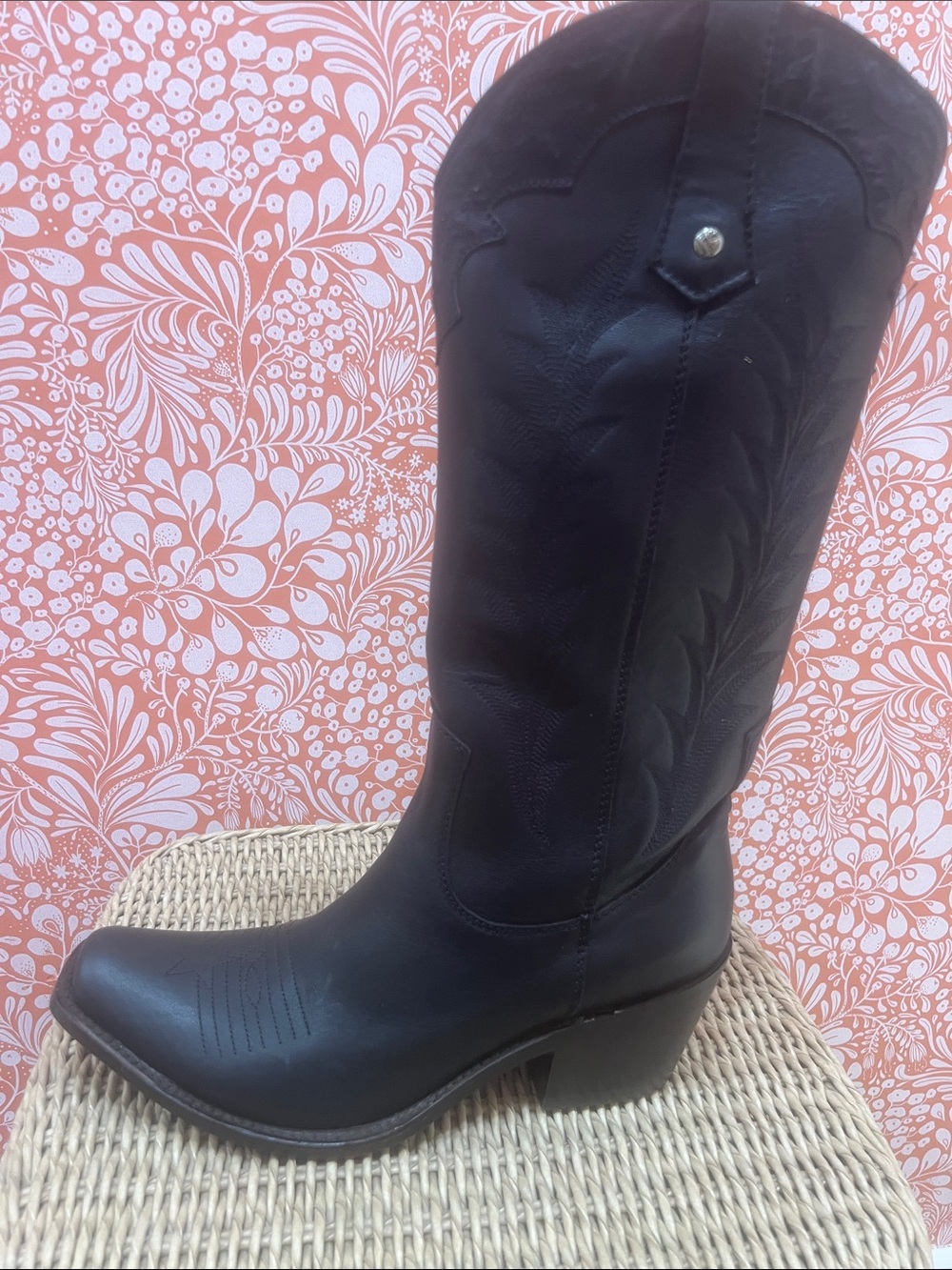LIBERTY Black Shannen Classic Black Leather Western Knee-High Boots - Picture 2 of 2